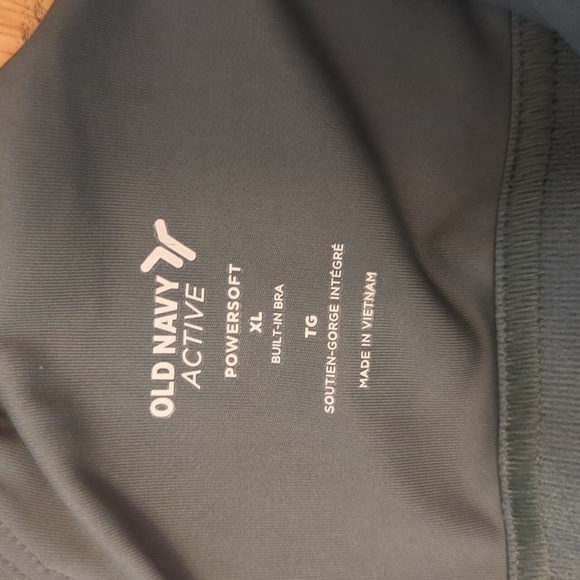 Old Navy power soft cropped tank - Picture 6 of 6